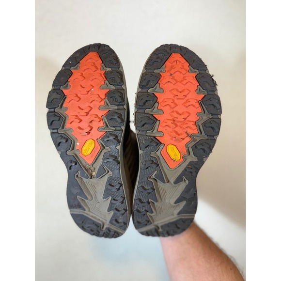 Hoka Men\'s Trail Hiking Boots Waterproof Ankle Support Vibram Sole Size 9.5